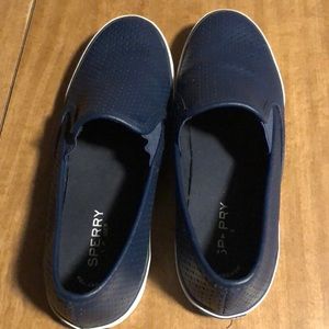 Sperry top sliders